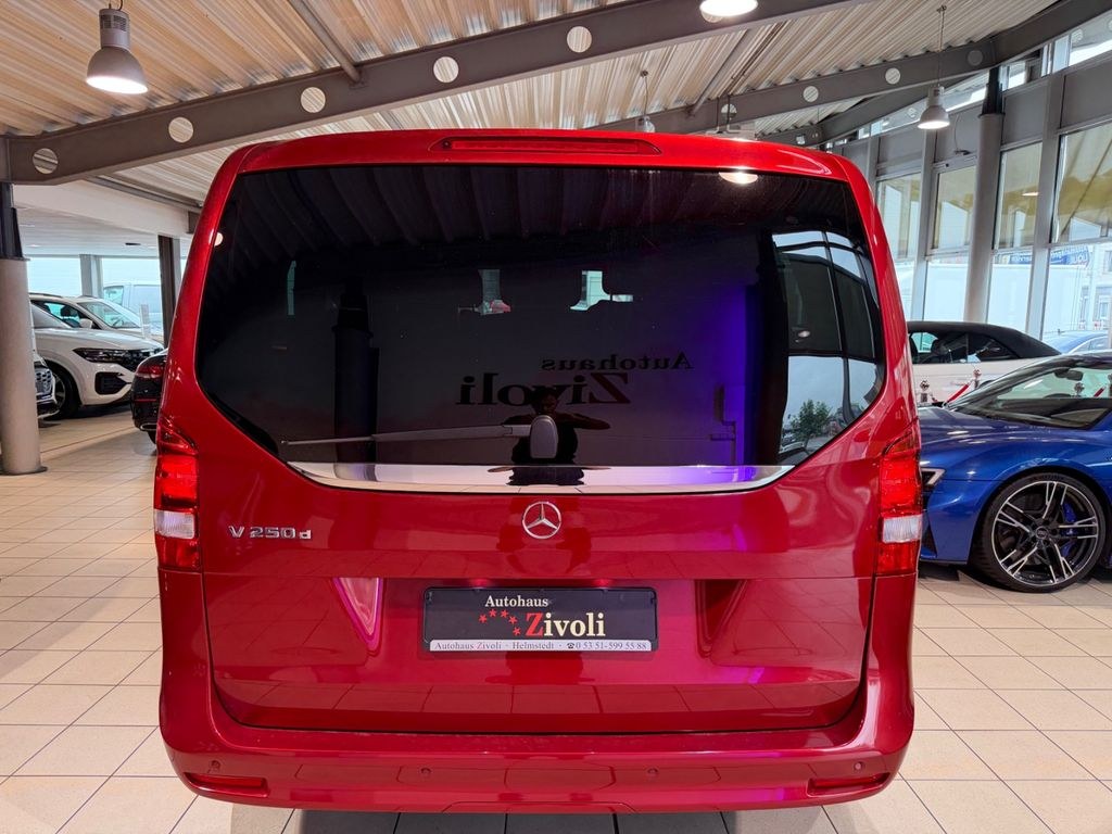 نمای دیگر مرسدس بنز V 250d*ادیشن*بورمستر*دیسترونیک*لاین*دوربین*نوی