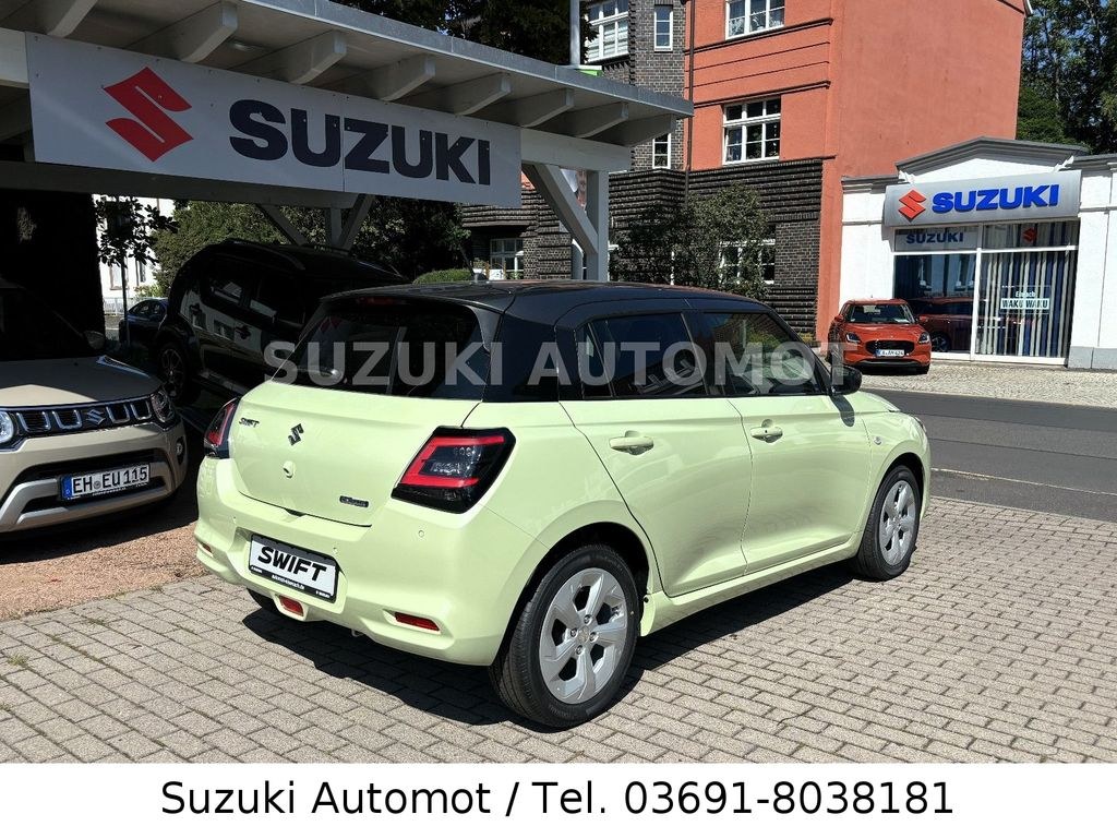 نمای دیگر سوزوکی سوئیفت هیبرید کامفورت CVT LED ناوی دوربین SHZ PDC