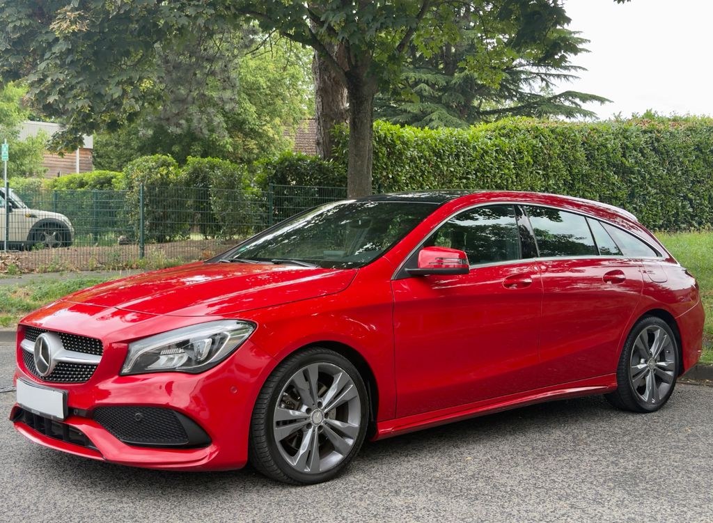 نمای دیگر مرسدس بنز CLA 200 CDI شوتینگ بریک AMG *پانوراما*چرم*ACC