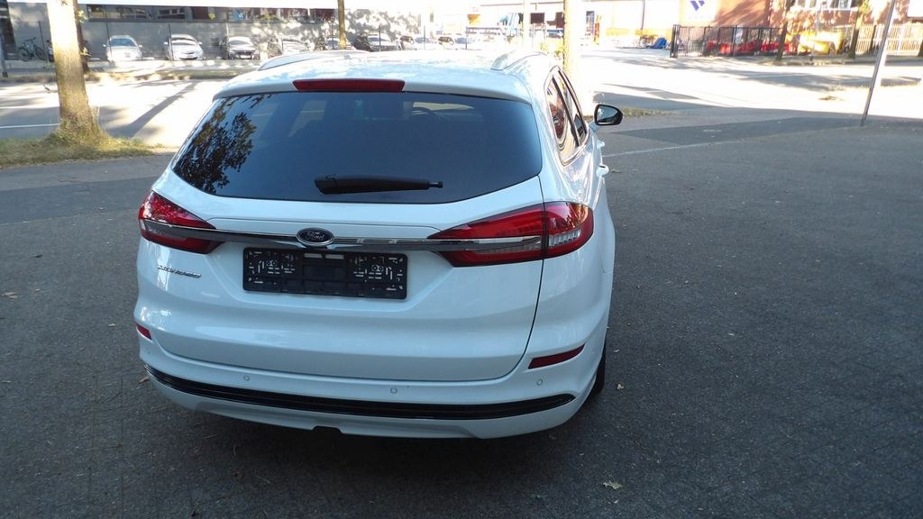 نمای دیگر فورد Mondeo Turnier Hybrid*Automatik*AHK*
