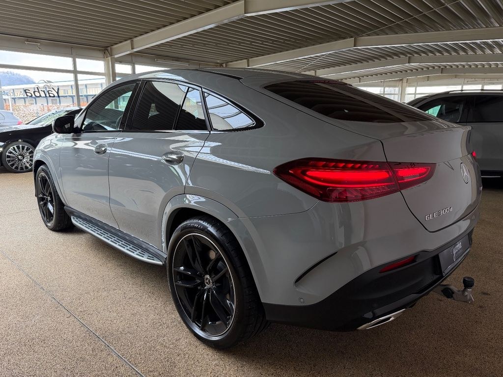 نمای دیگر مرسدس بنز GLE 300d 4Matic/کوپه/AMG پریمیوم/پانوراما/هدآپ/سافت