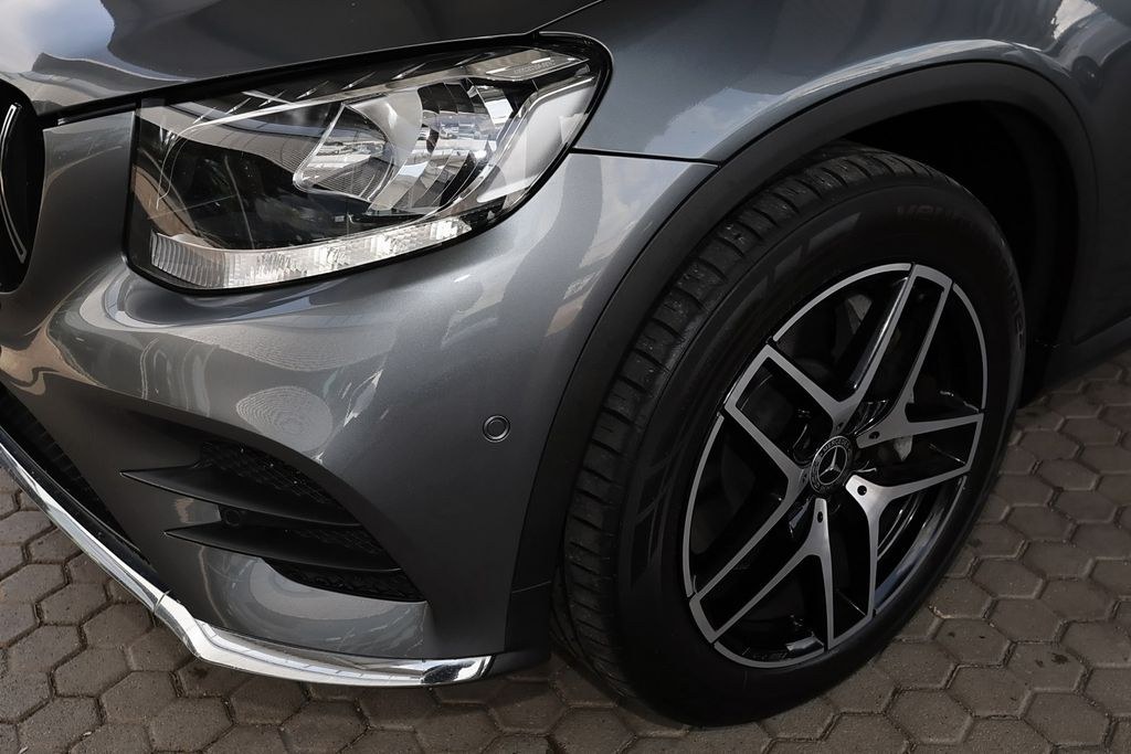 نمای دیگر مرسدس بنز GLC 250 d 4M AMG پانوراما+360°+حافظه+هایفای+دیسترونیک