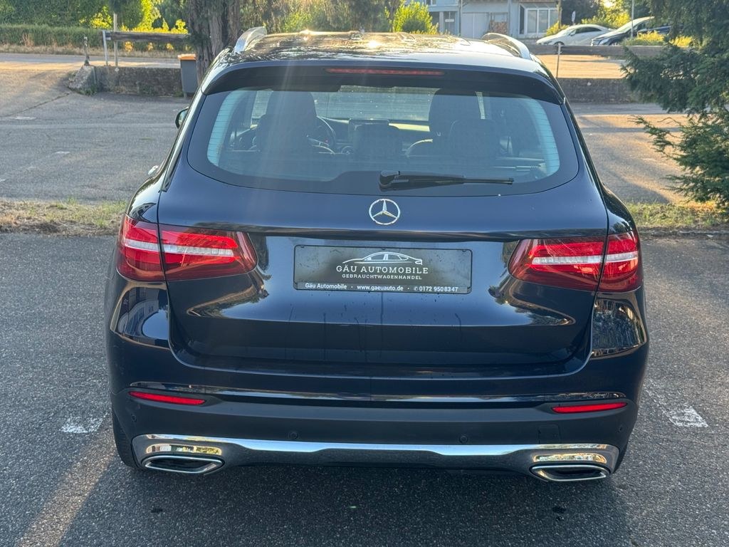 نمای دیگر مرسدس بنز GLC 350 d 4Matic *اتوماتیک، پکیج آفرود، HUD*