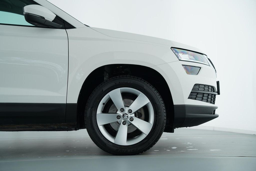 نمای دیگر اشکودا کاروق امبیشن 1.6TDI فول LED+ناویگیشن