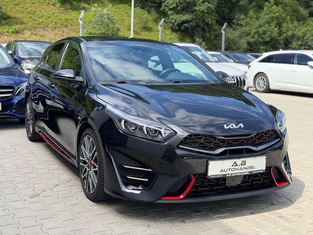 نمای دیگر کیا سید GT/اتوماتیک/LED/JBL/AHK/آلکانتارا/47700km