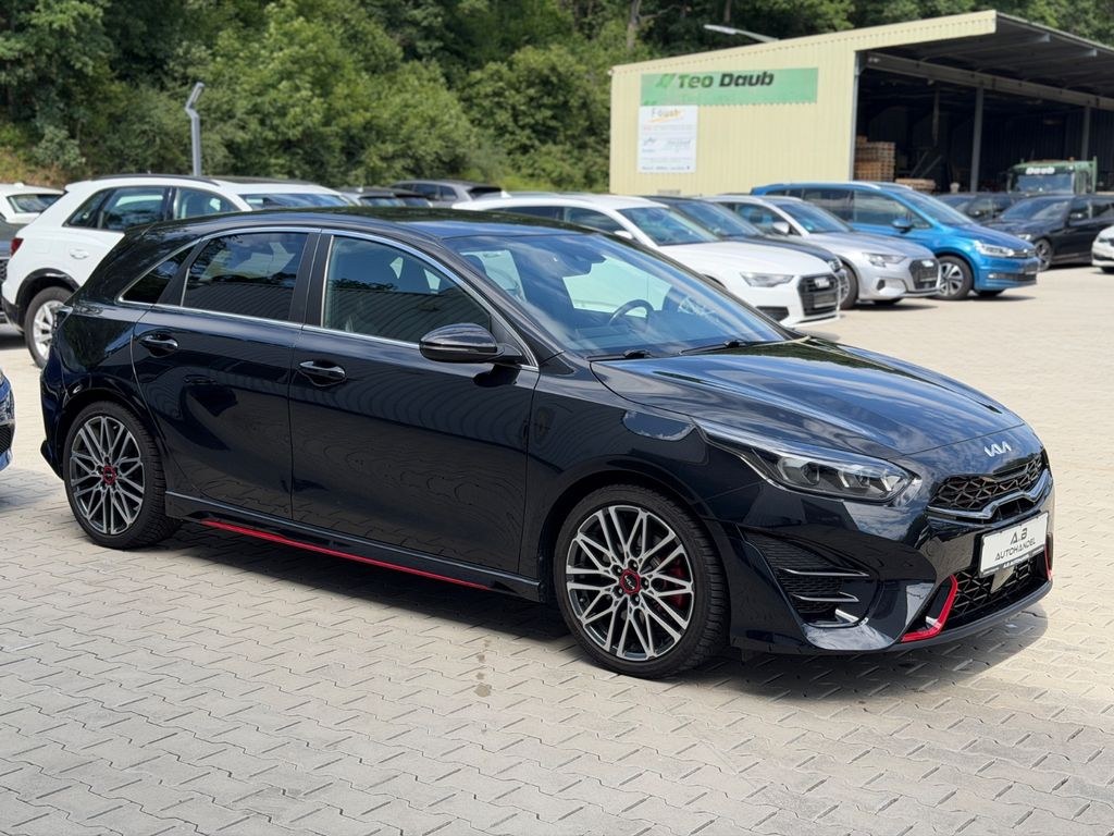 نمای دیگر کیا سید GT/اتوماتیک/LED/JBL/AHK/آلکانتارا/47700km
