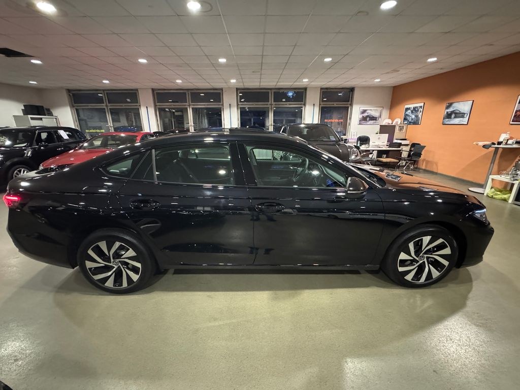 نمای دیگر فولکس واگن پاسات پرو 1.5 TSI DSG,PANORAMA,LED Matrix,HUD,