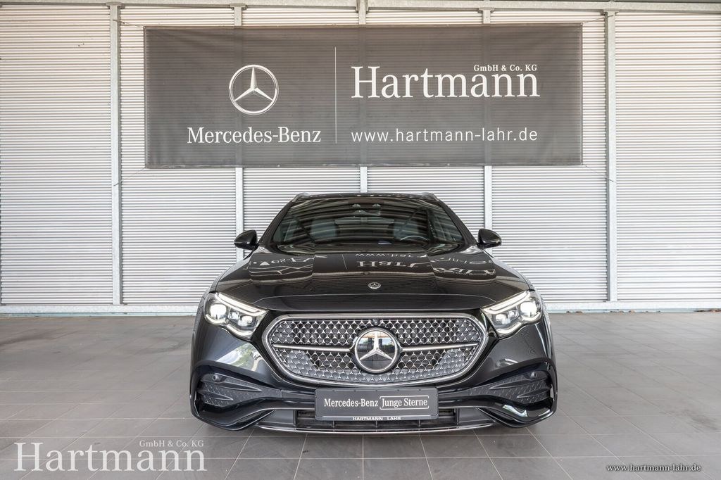 نمای دیگر مرسدس بنز E 450 T 4M AMG ایرماتیک بخاری کمکی قلاب یدک 4D صدا