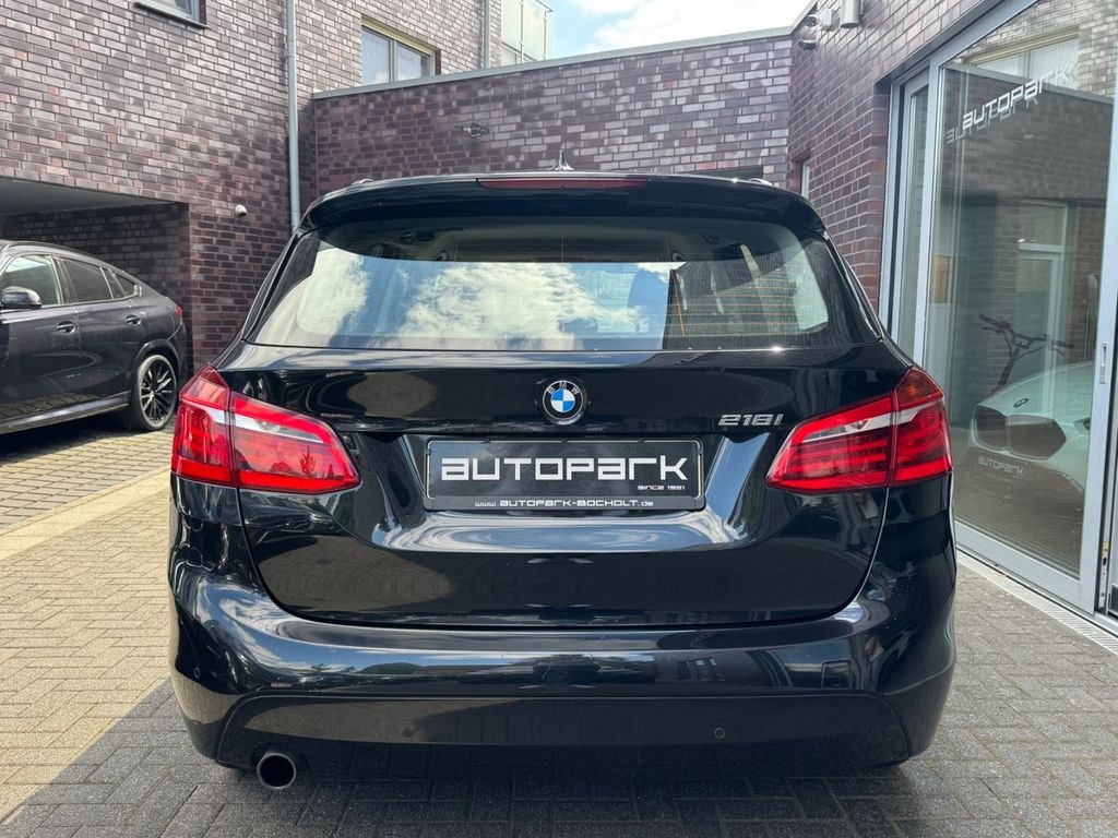نمای دیگر بی ام و 218i AT ادوانتا اتوماتیک ناوبری بیزینس پارک اسسیست AHK