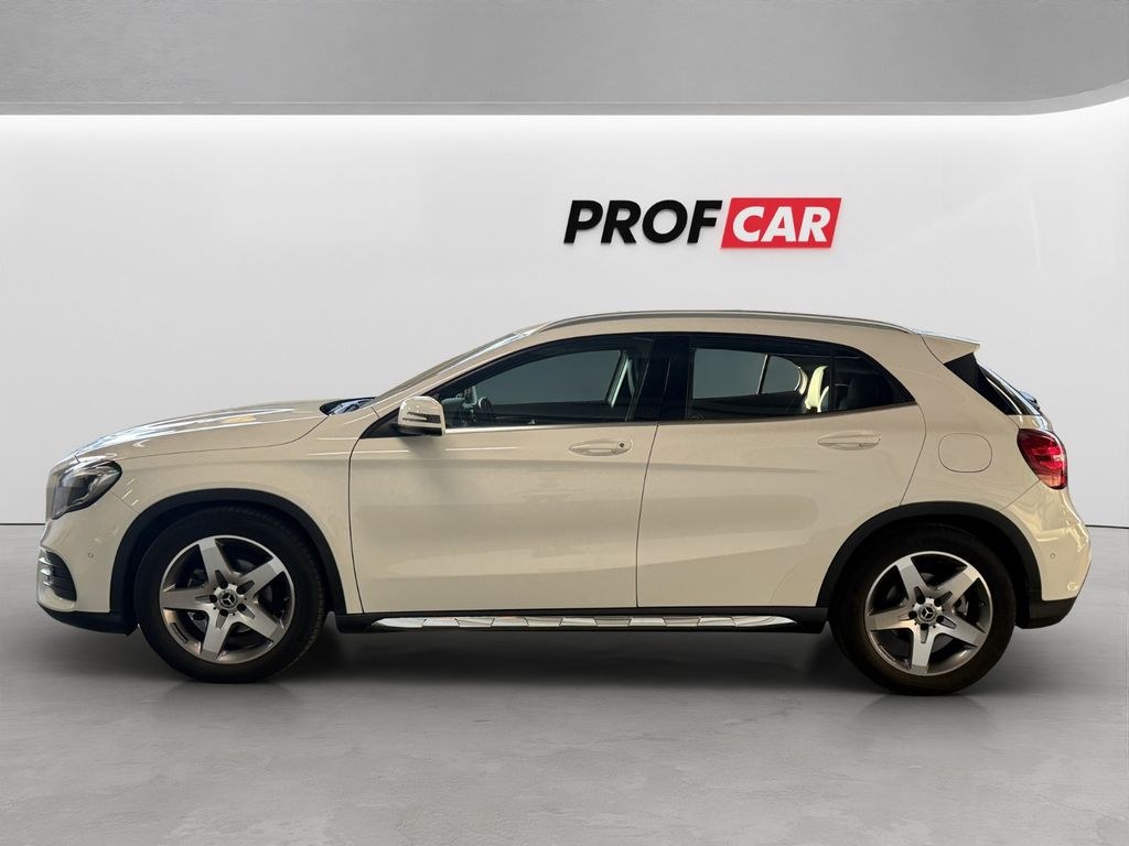 نمای دیگر مرسدس بنز GLA 200 AMG لاین AHK-TOTW-MEM-LED-PDC-SHZ-AMBIEN
