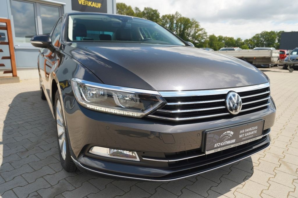 نمای دیگر فولکس واگن پاسات لیم. 2.0 TDI DSG هایلاین*کام*LED*Virtual