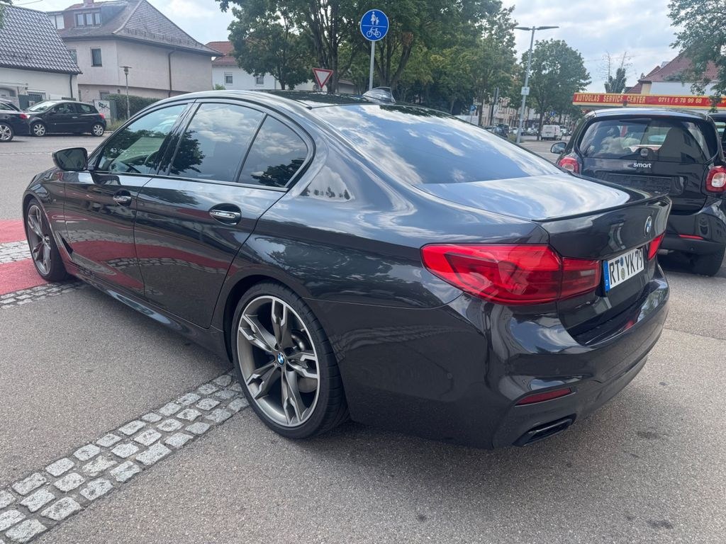 نمای دیگر بی ام و M550 i xDrive/HUD/LED/تیتان