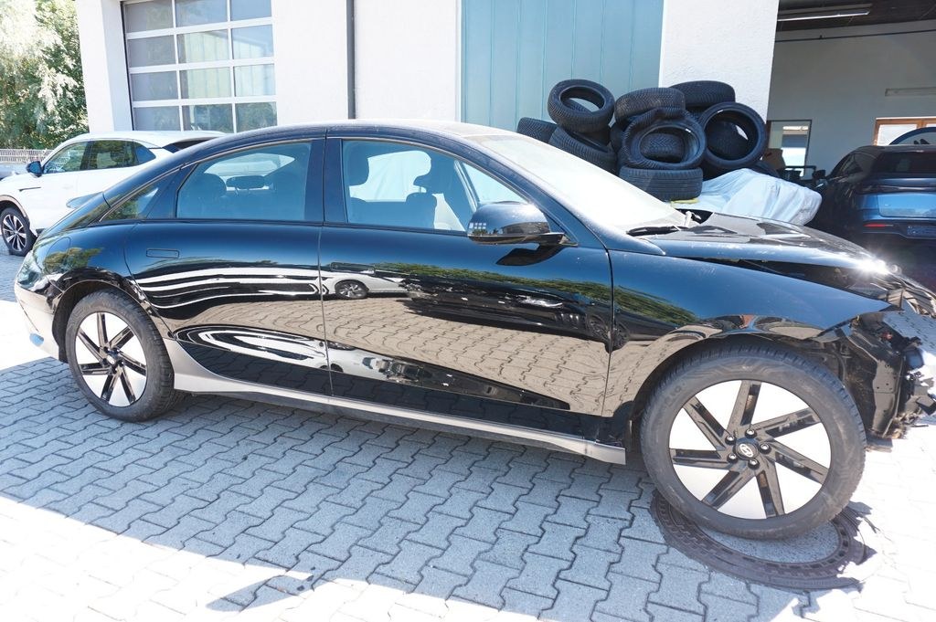 نمای دیگر هیوندای IONIQ 6 77kWh 168kW Centriq LED/ NAVI/KAMREA
