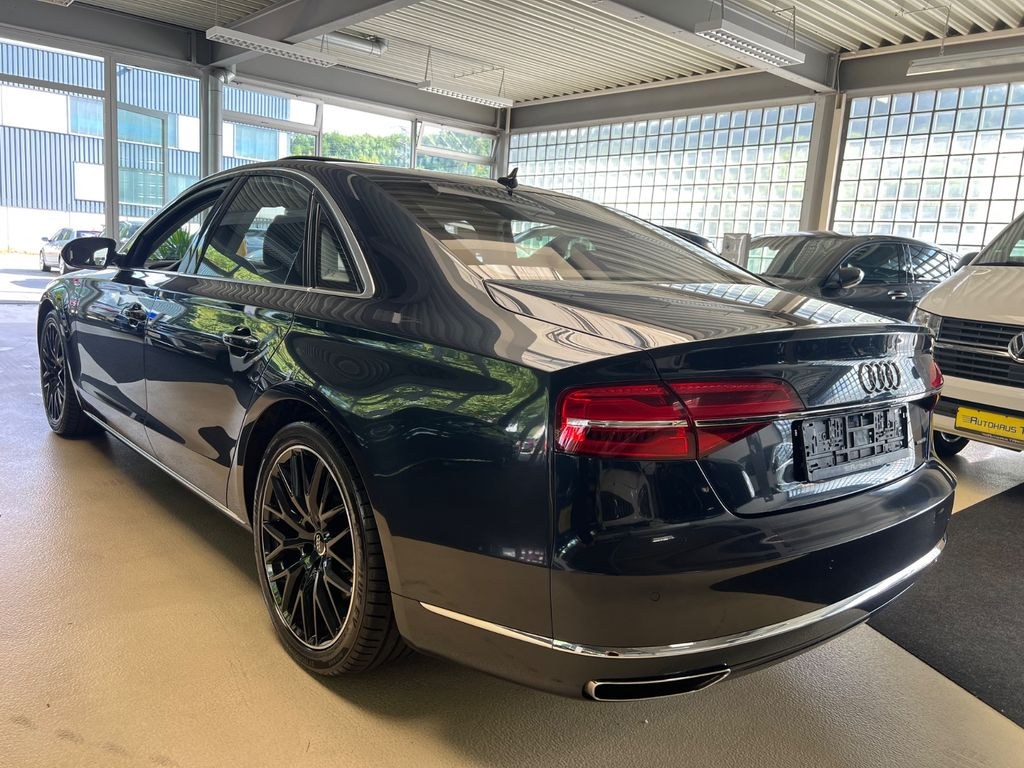 نمای دیگر آئودی A8 3.0 TDI کواترو * 20 S LINE رینگ آلومینیومی *