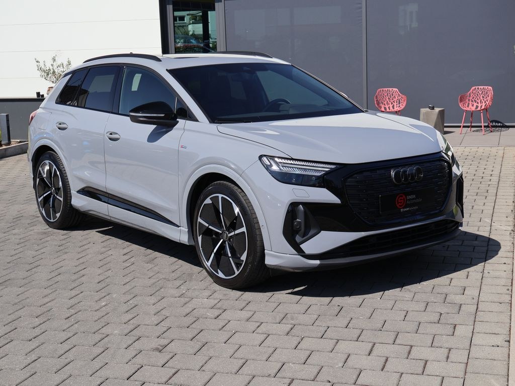 نمای دیگر آئودی Q4 e-Tron 45 کواترو S لاین-Virtual-Pano-ACC-Nav