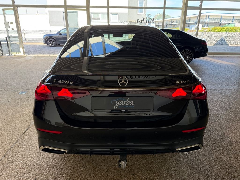 نمای دیگر مرسدس بنز E 220 d 4Matic AMG پریمیوم پلاس/سوپراسکرین/21"