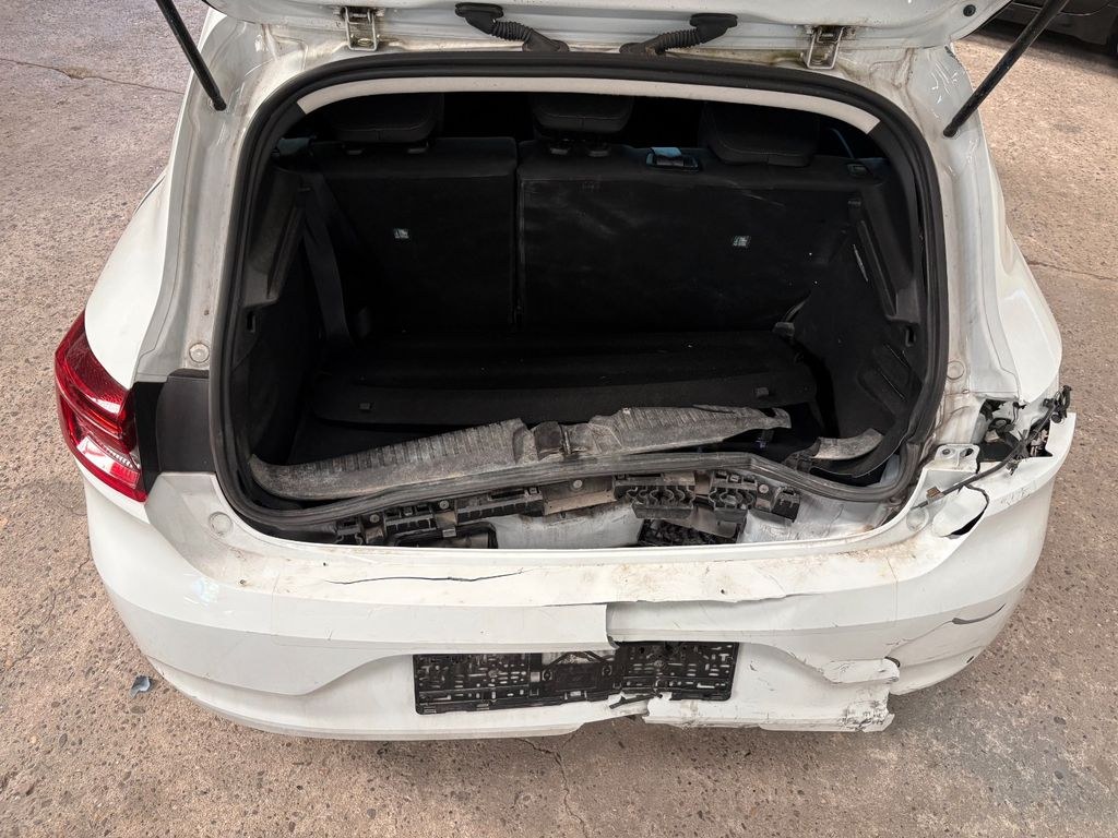 نمای دیگر رنو کلیو V اکویلیبر TCe 90 بدون تصادف