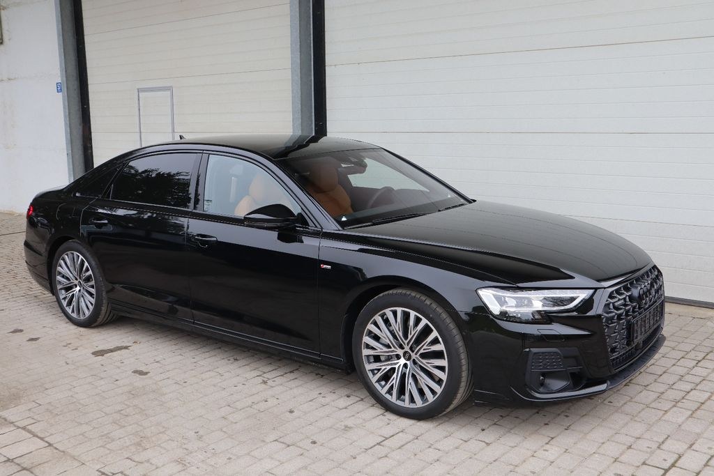 نمای دیگر آئودی A8L 60 TFSI e لانگ اکسکلوزیو اس لاین/B&O ادونسد/فول