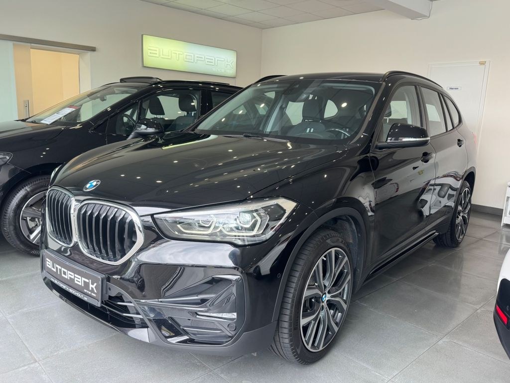 نمای دیگر بی ام و X1 20d اسپورت لاین بیزینس AHK NAVI دوربین 19"