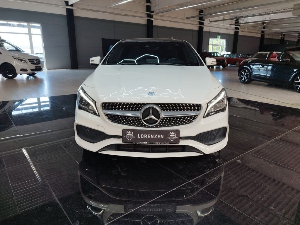 نمای دیگر مرسدس بنز CLA شوتینگ بریک CLA 200