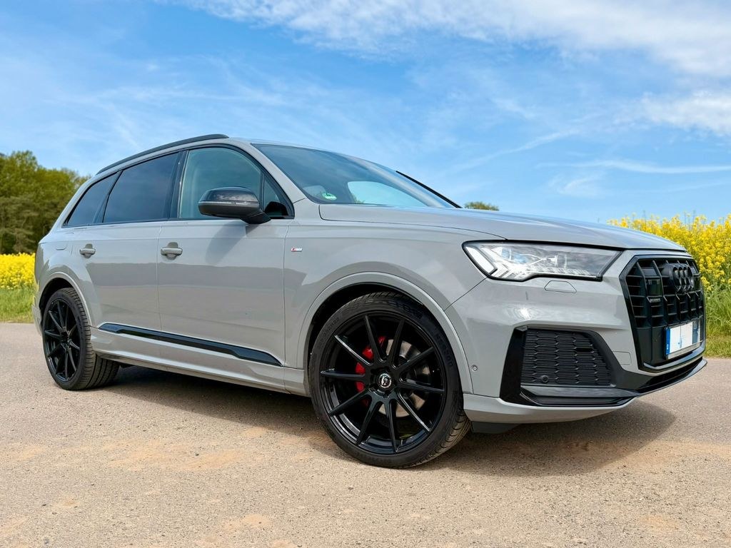 آئودی Q7 TDI کامپتیشن - اس لاین VOLL+HUD+AHK+PANO+