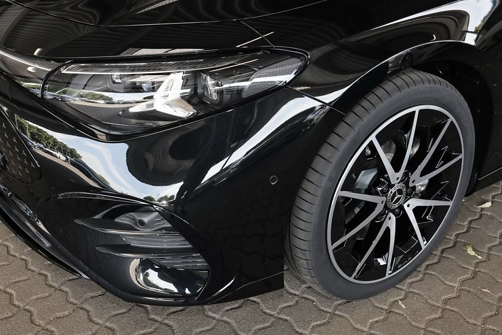 نمای دیگر مرسدس بنز CLA 250 شوتینگ بریک + AMG MBUX+دوربین دنده عقب+M-LED+19