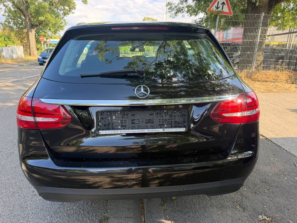 نمای دیگر مرسدس بنز C 200 C T-Modell C 200 d G-Tronic Plus EURO 6