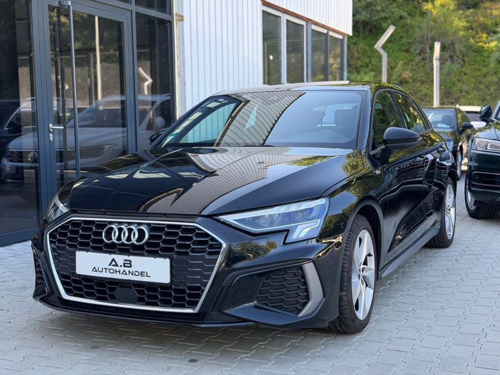 آئودی A3 اسپورت بک 35 TDI اس لاین / LED / NAVI / AHK / 73.900km