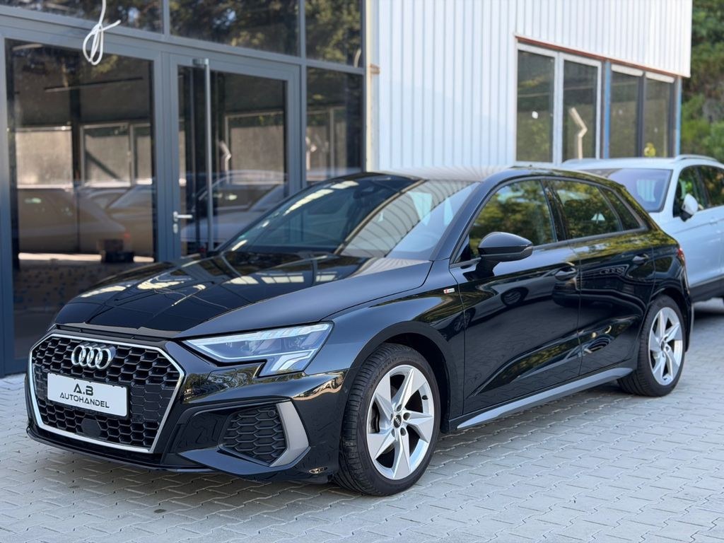 نمای دیگر آئودی A3 اسپورت بک 35 TDI اس لاین / LED / NAVI / AHK / 73.900km