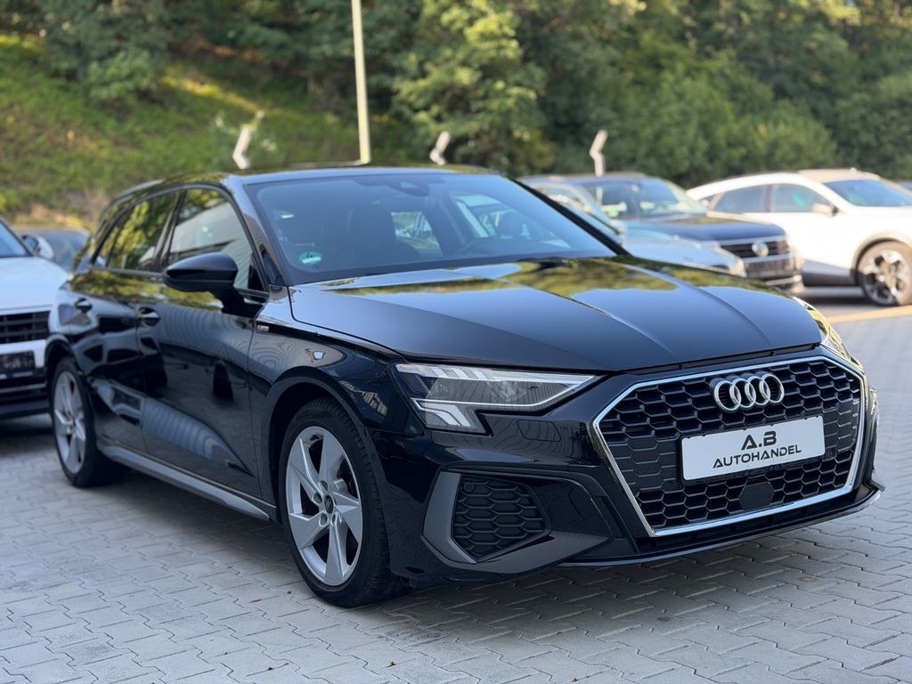 نمای دیگر آئودی A3 اسپورت بک 35 TDI اس لاین / LED / NAVI / AHK / 73.900km
