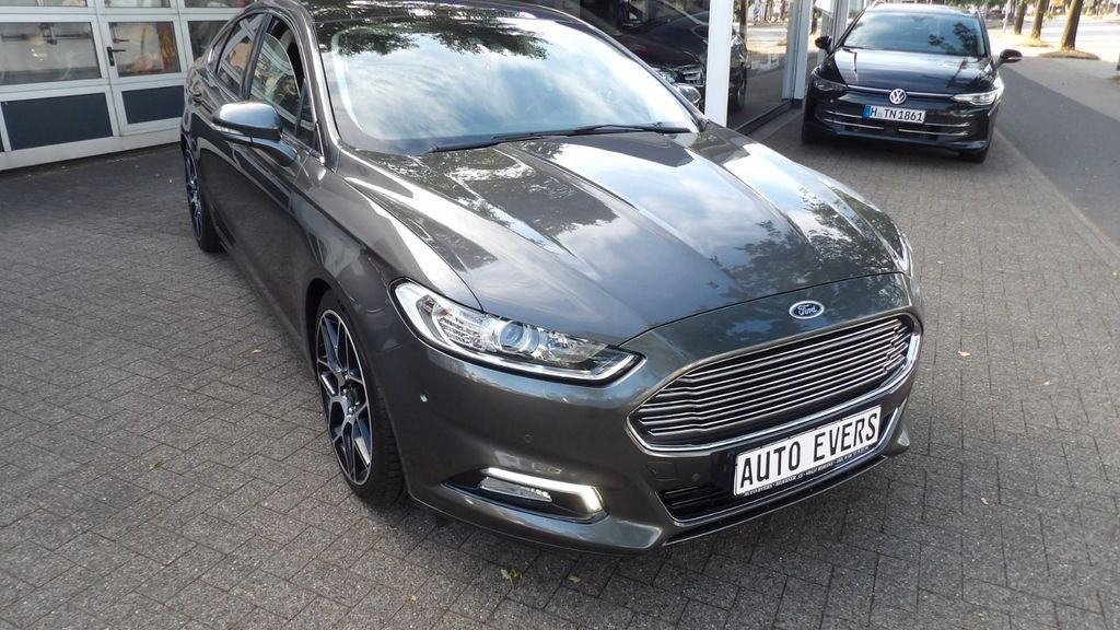 فورد Mondeo Lim. Titanium*19" ALU*Navi*AHK*