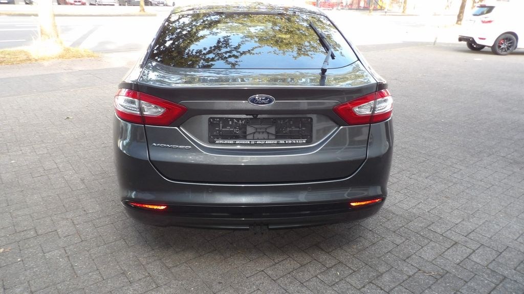 نمای دیگر فورد Mondeo Lim. Titanium*19" ALU*Navi*AHK*