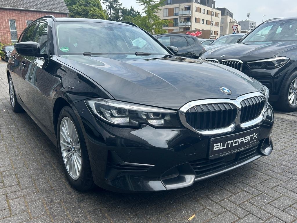 نمای دیگر بی ام و 320 d اسپورت لاین M فرمان°دوربین°ACC°DIGI