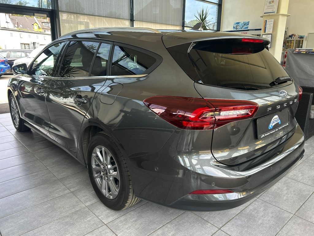 نمای دیگر فورد Focus Turnier*Automat.*Navi*Headup 24MonGarantie