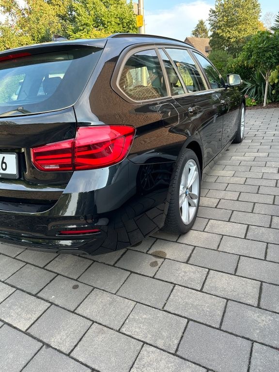 نمای دیگر بی ام و 320d xDrive تورینگ Advantage اتوماتیک Adv...