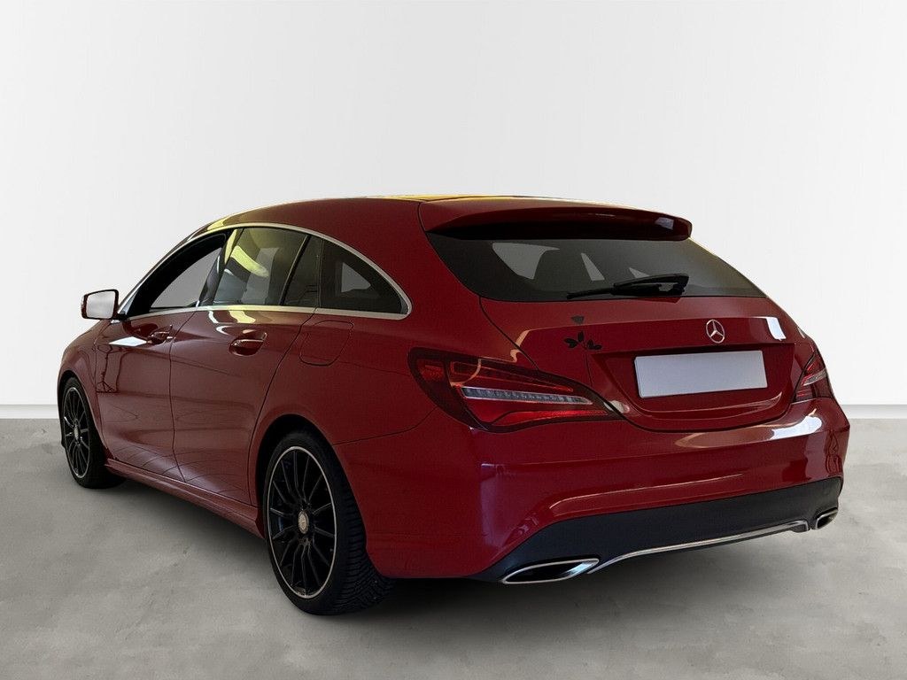 نمای دیگر مرسدس بنز CLA 180 شوتینگ بریک AMG لاین ناوبری بخاری کمکی LED