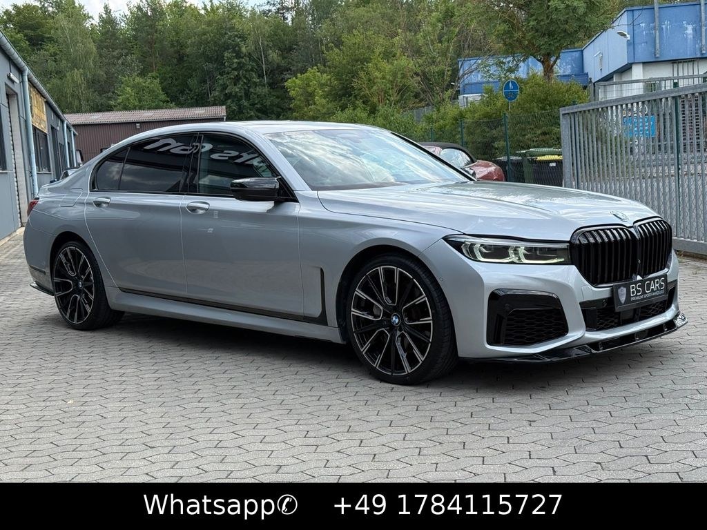 نمای دیگر بی ام و 750Li xDrive M اسپرت پکیج*اسکای لانژ*H&K*HuD*360