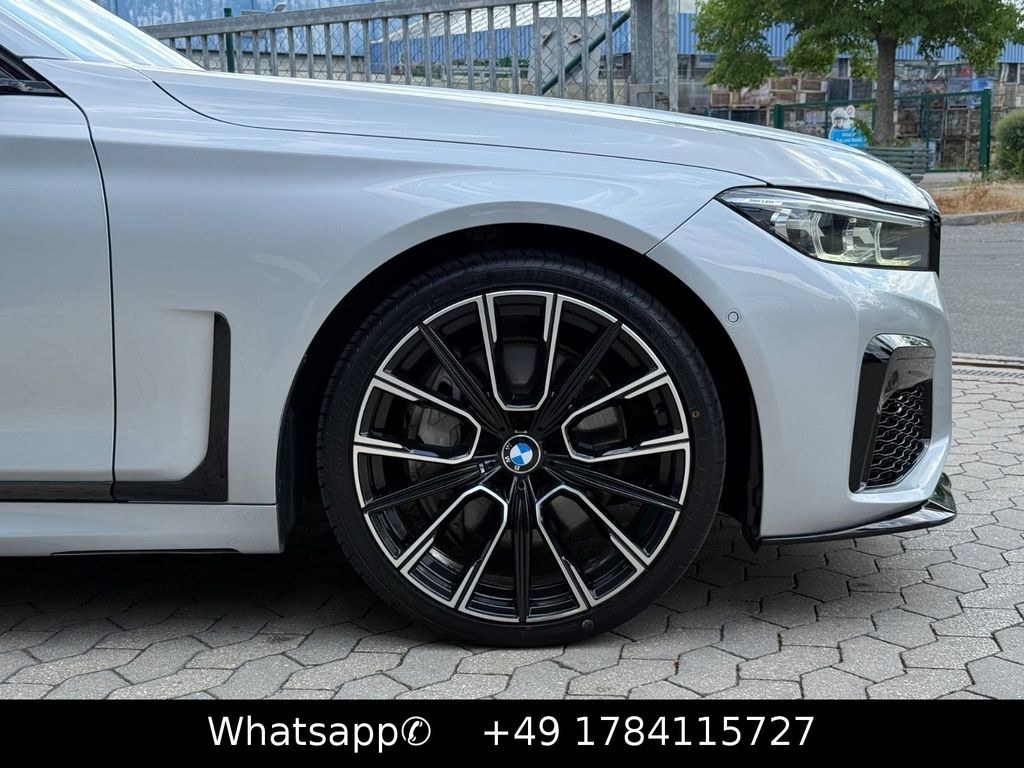 نمای دیگر بی ام و 750Li xDrive M اسپرت پکیج*اسکای لانژ*H&K*HuD*360