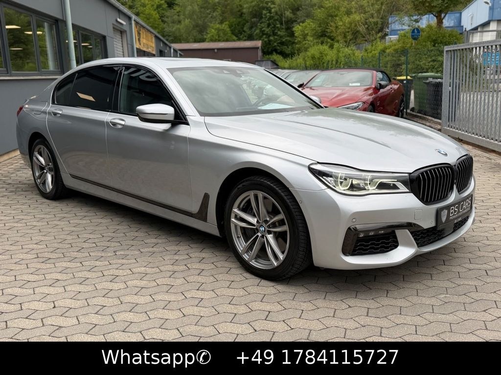نمای دیگر بی ام و 750Li xDrive M اسپرت پکیج*اسکای لانژ*دیسترونیک*