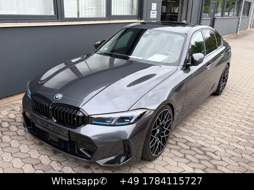 نمای دیگر بی ام و 330i xDrive M اسپرت*M340i بدنه کیت*تبدیل فیس لیفت