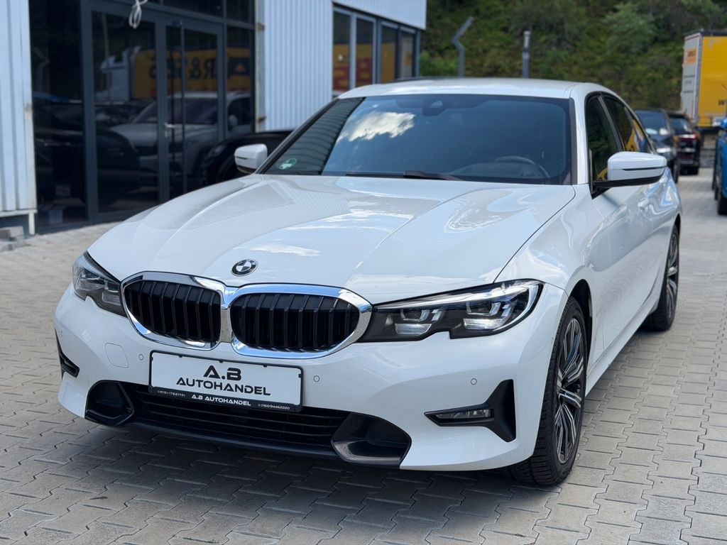 بی ام و 3 لیموزین 320 d xDrive اسپورت لاین / HUP / RCAM / LED