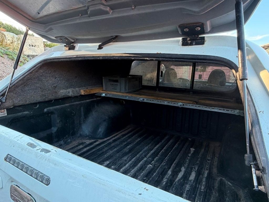 نمای دیگر میتسوبیشی L200 پیکاپ 4x4 دوکابین Ha...