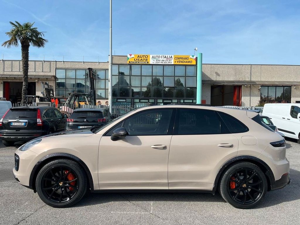 نمای دیگر پورشه کاین 3.0 V6 E-هیبرید