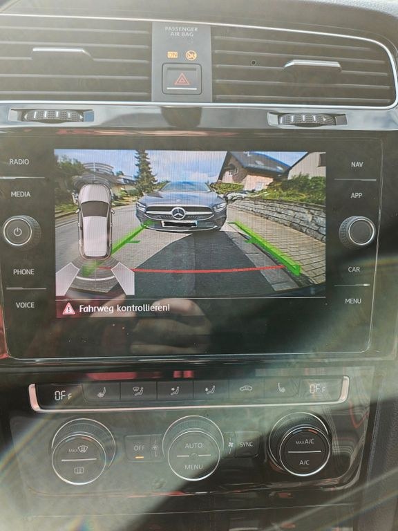 نمای دیگر فولکس واگن گلف 2.0 TSI DSG GTI