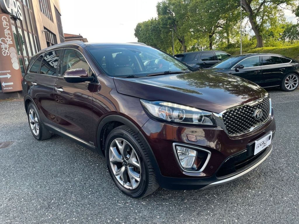 نمای دیگر کیا سورنتو 2.2 CRDi AWD ربل قلاب یدک‌کش