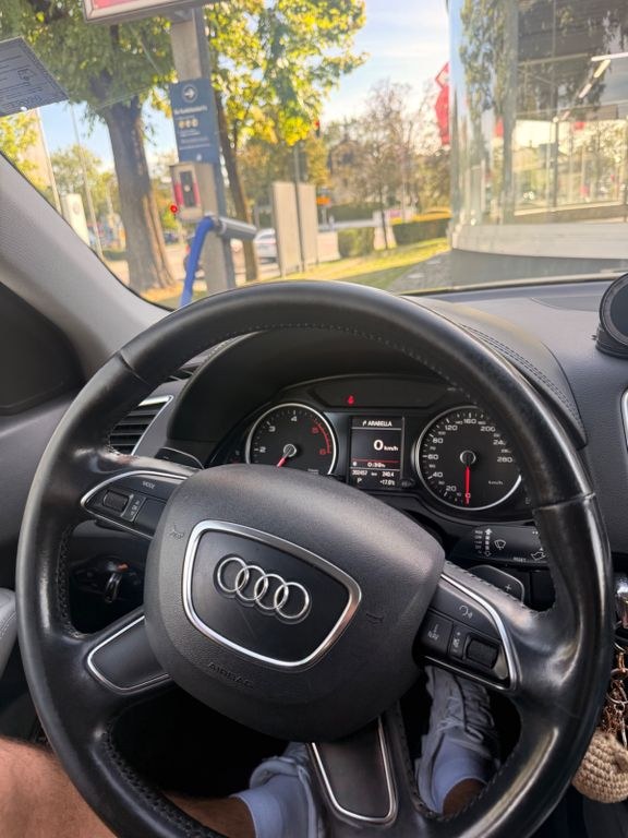 نمای دیگر آئودی Q5 2.0 TDI 120kW S line quattro -