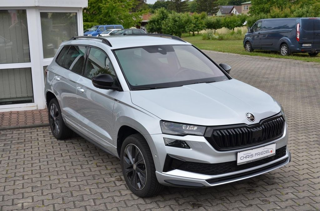 نمای دیگر Skoda Karoq 1.5TSI Sportline DSG Matrix Navi