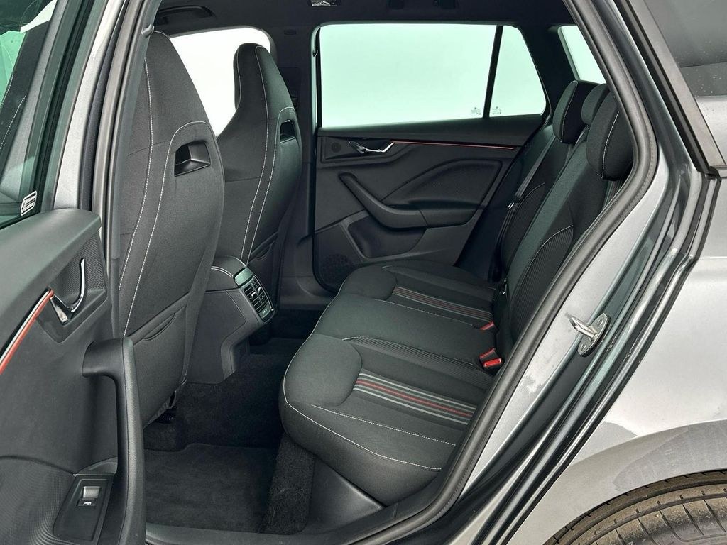 نمای دیگر Skoda Kamiq Monte Carlo Facelift 1.5 TSI DSG Panorama,
