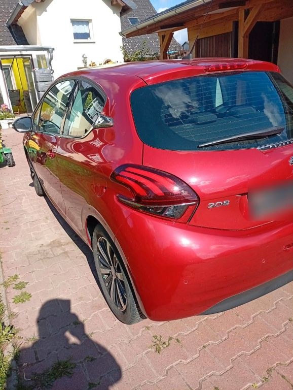 نمای دیگر پژو 208 Pure Tech Automatik, wenig KM,...