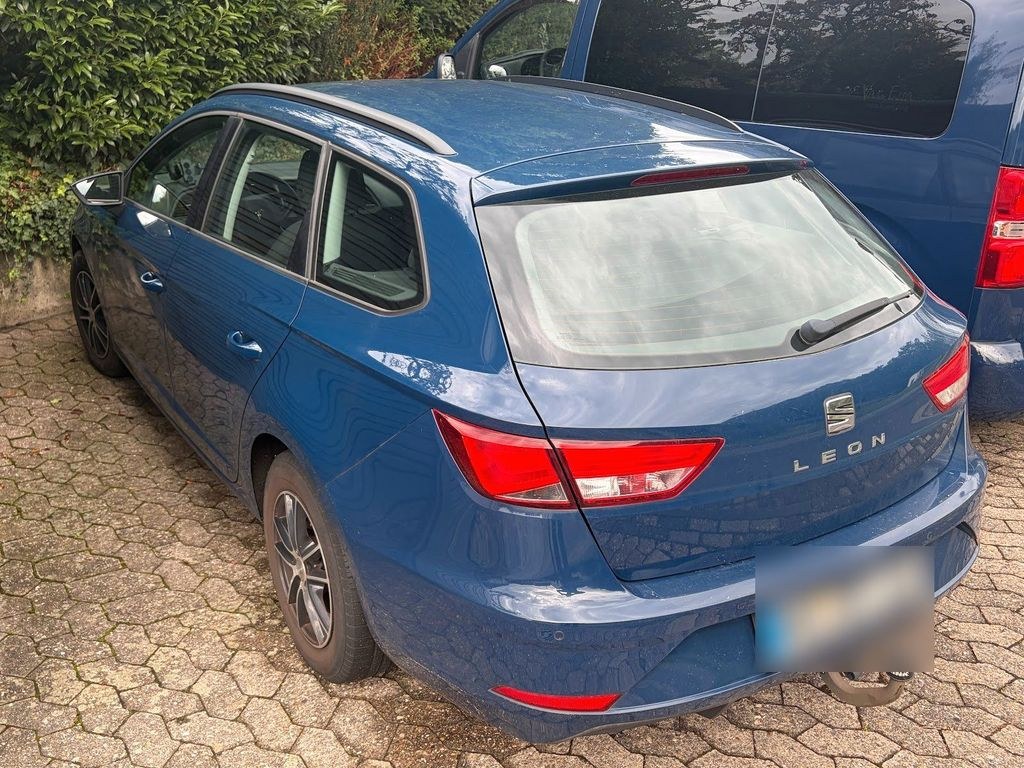 نمای دیگر Seat Leon ST 1.2 TSI TÜV06/27 8-fach AHK (...